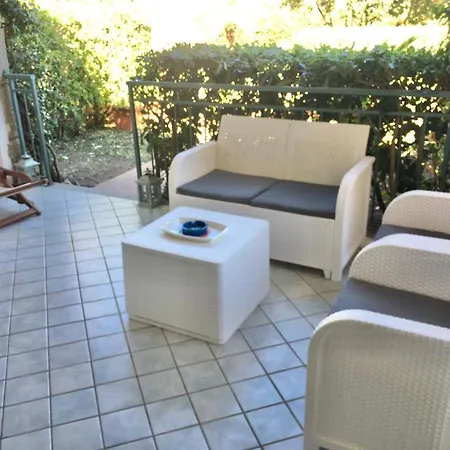 Casa Fiore Daire *